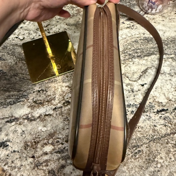 Burberrys Vintage Nova Check Shoulder bag - Picture 8 of 14